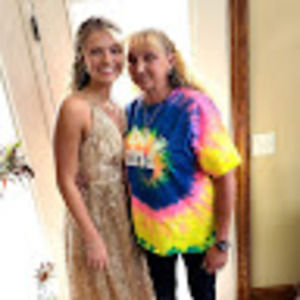 Meet your Posher, Connie